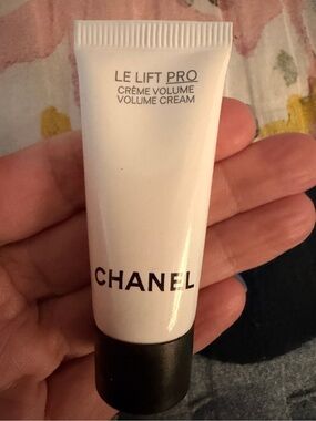 CHANEL Le Lift Pro Crème Volume Corrective Cream NEW Mini Size 5mL